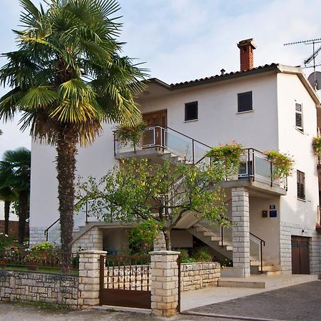 Maria Apartment Porec Exterior photo